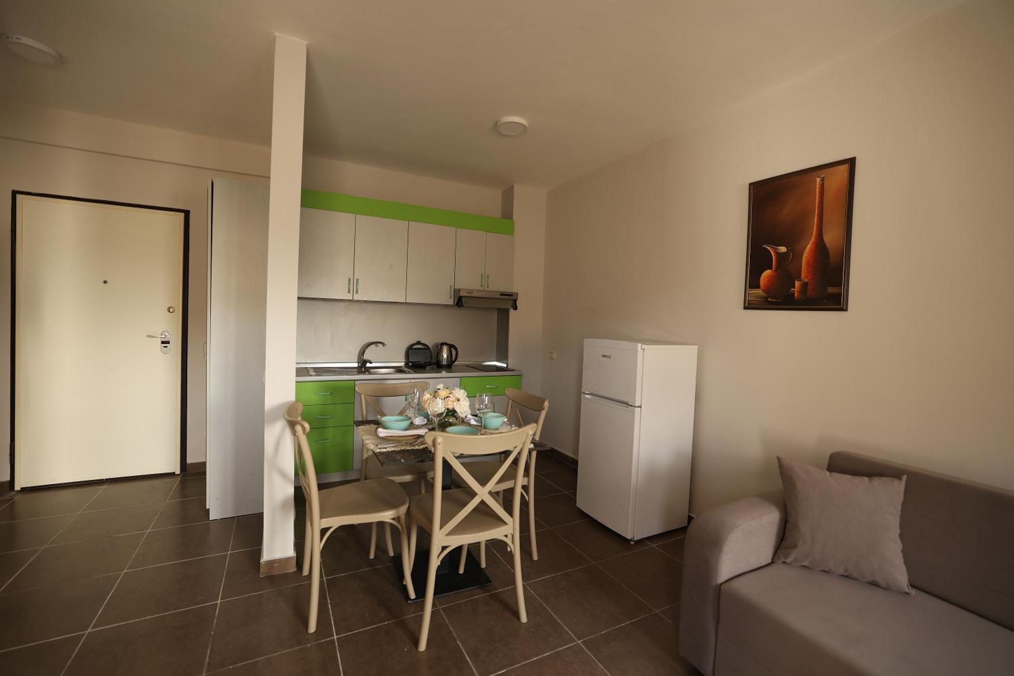Dyrrah Seaside Apartments Durres Ngoại thất bức ảnh